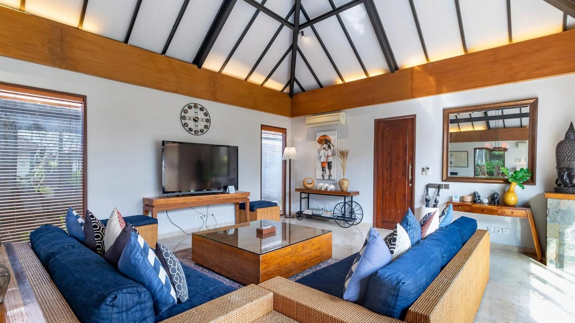 The Akasha Seminyak Bali Luxury Villas Indonesien