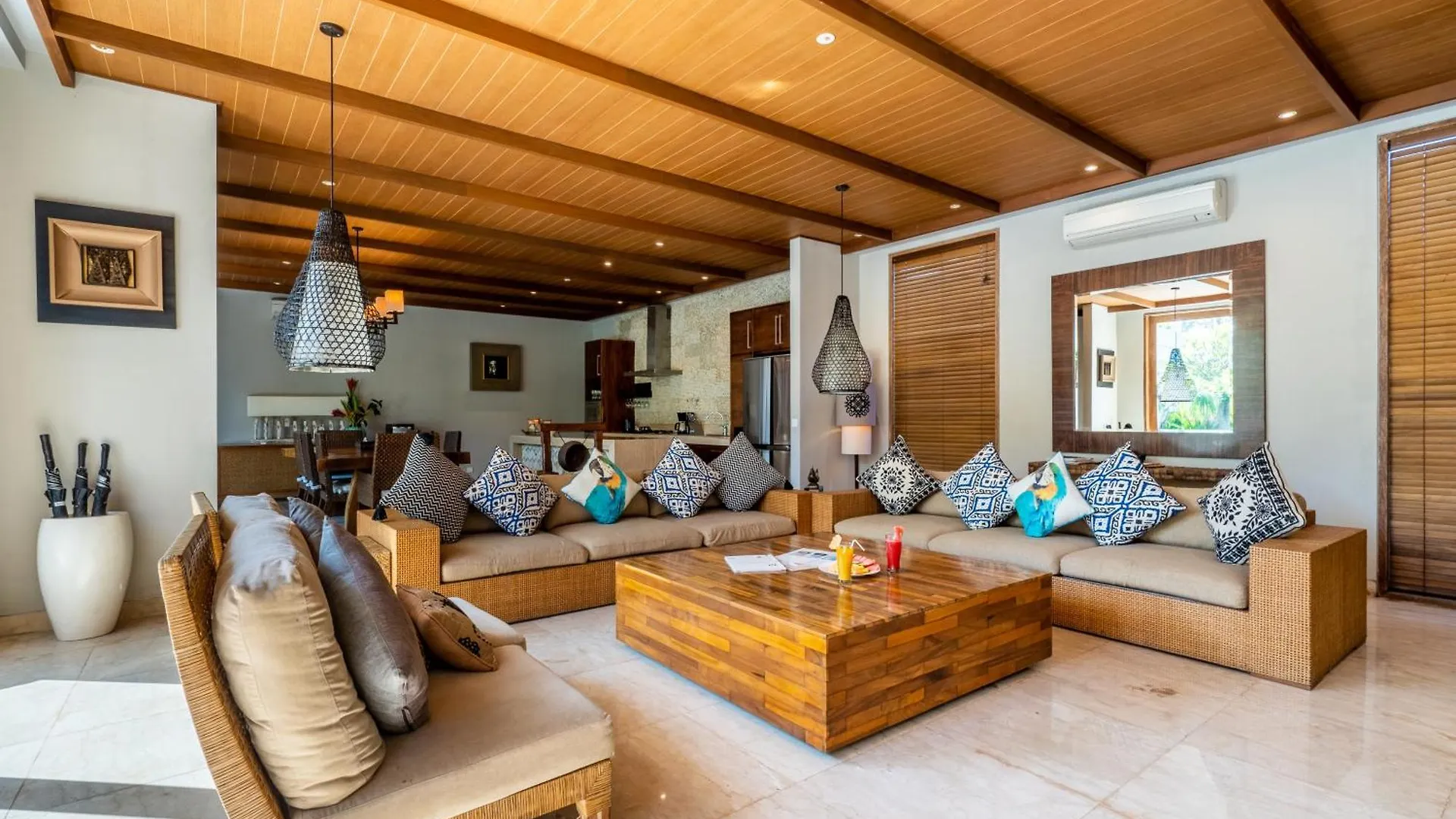 **** Hotel The Akasha Seminyak Bali Luxury Villas Indonesien