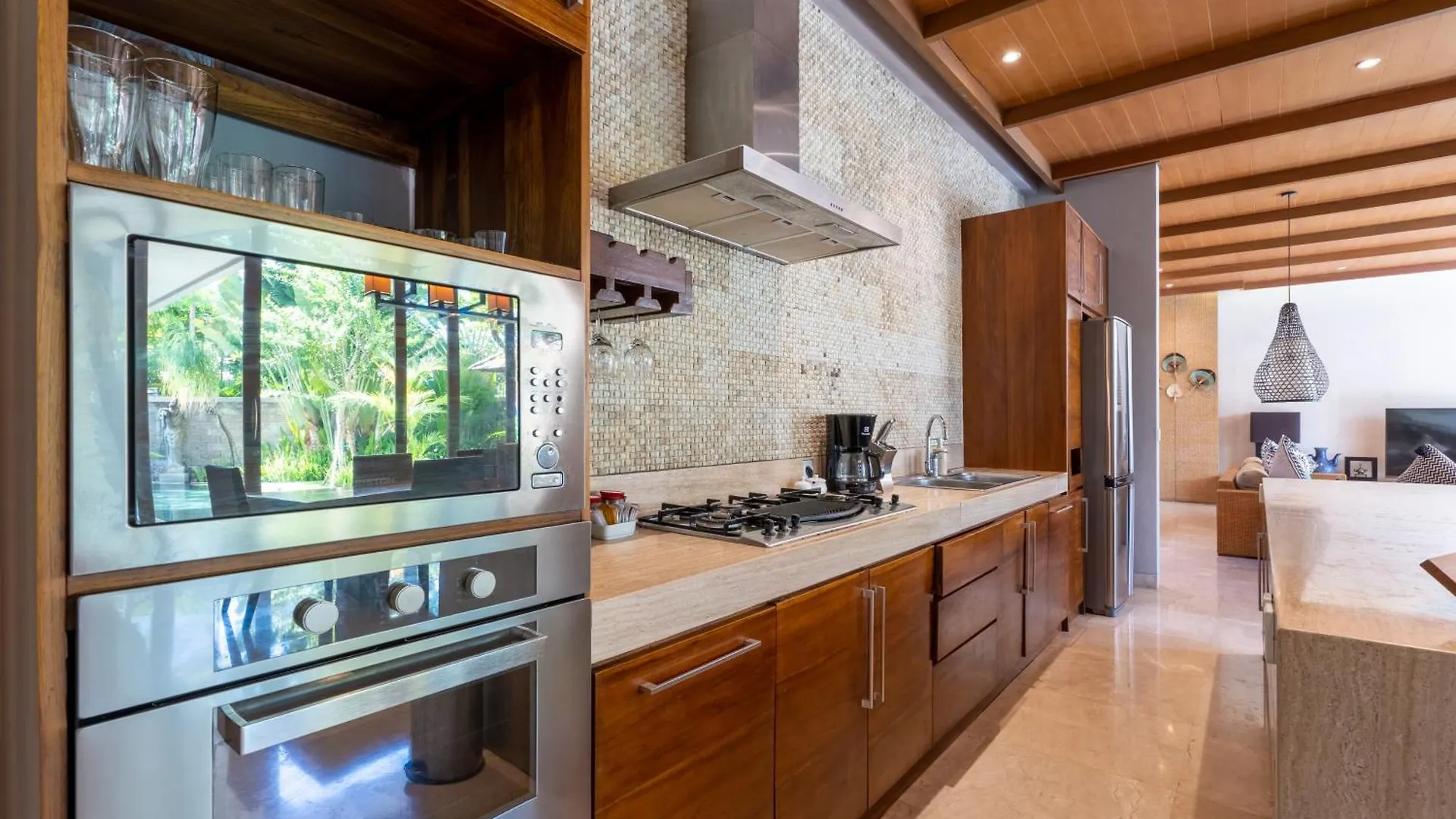 The Akasha Seminyak Bali Luxury Villas 4*,
