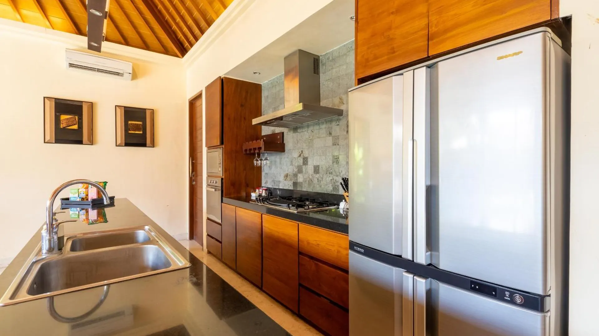 Hotel The Akasha Seminyak Bali Luxury Villas